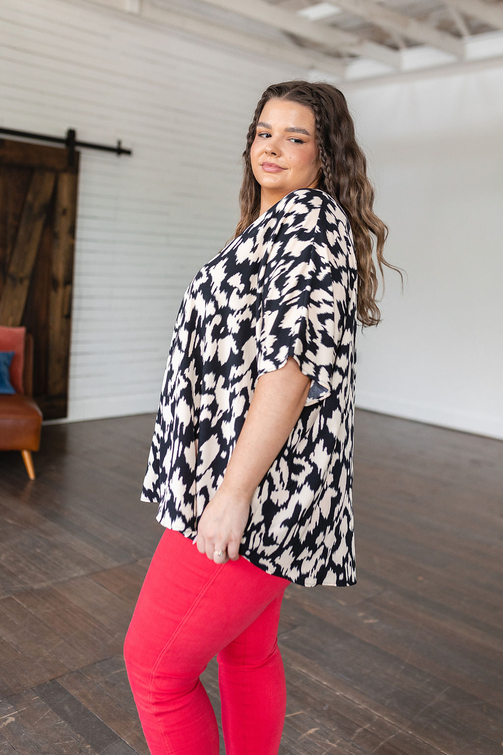 Unforgettable V-Neck Animal Print Blouse in Black