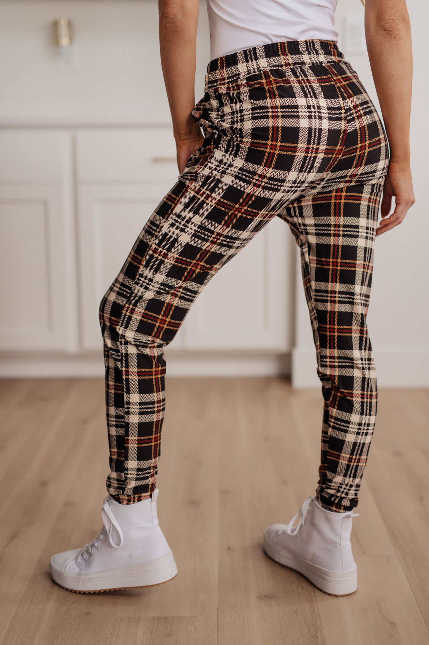 Your New Favorite Joggers in Autumn Plaid